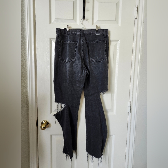 Boyish Black Distressed Ripped Knee Cutout Jeans Denim Ankle 30 - Picture 9 of 13